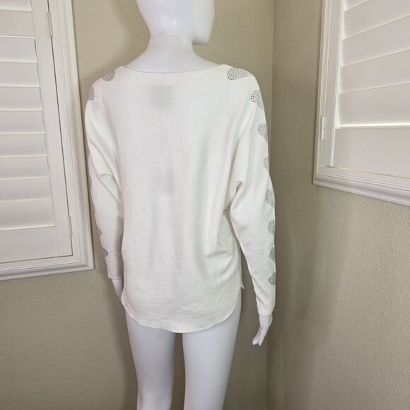 LIV Milano White Knit Sweater Shirt with Rhinestone Hearts - Picture 3 of 6
